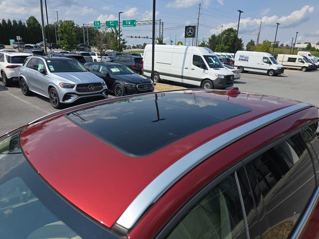 Used 2016 Volvo XC60 T5 Premier w/ Proximity Package FWD image 11