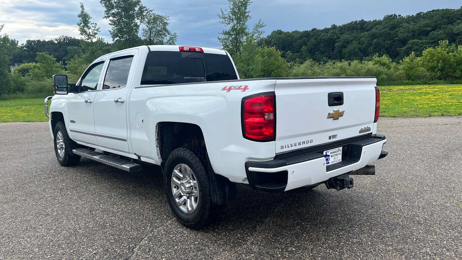 Used 2016 Chevrolet Silverado 3500 High Country w/ Duramax Plus Package AWD/4WD image 5