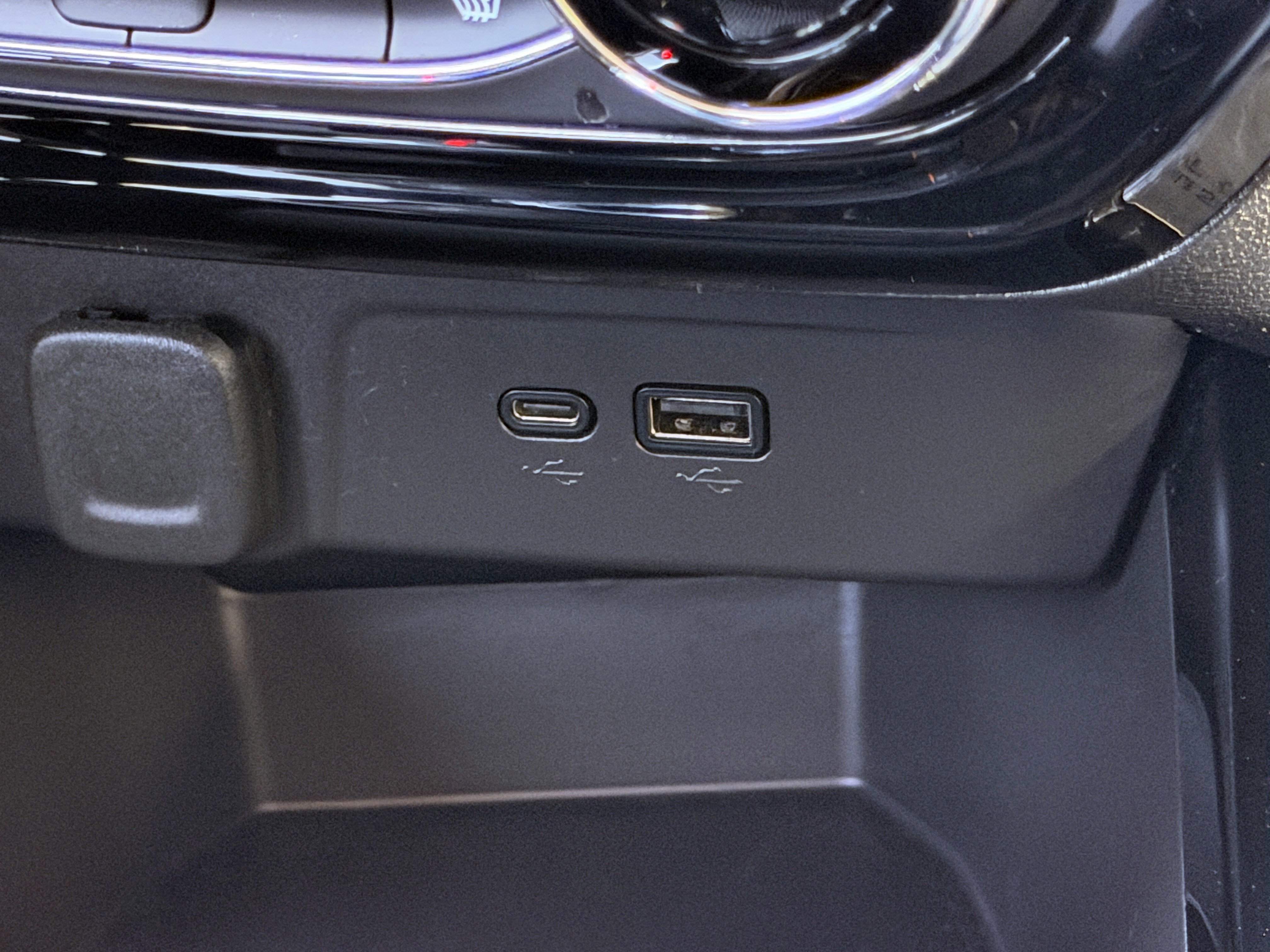 Used 2024 Chevrolet Trax LT w/ Driver Confidence Package image 20