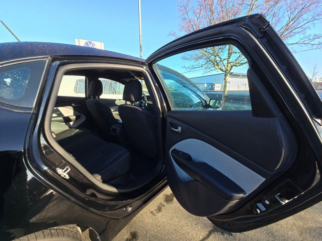 Used 2015 Dodge Dart SXT image 13