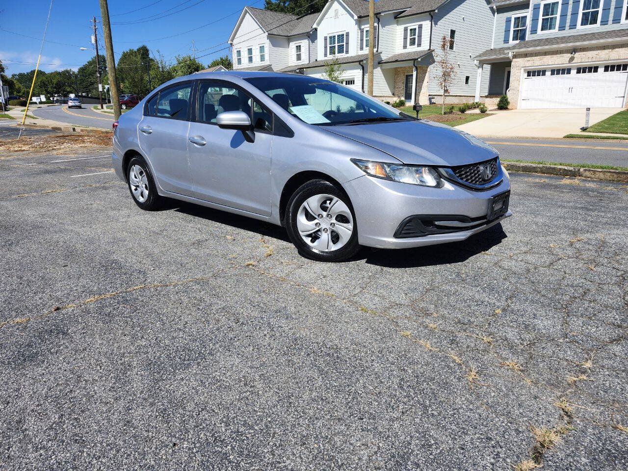 Used 2015 Hyundai Elantra Limited FWD image 1