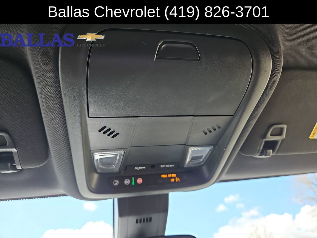 Used 2023 Chevrolet Equinox RS w/ LPO, Cargo Package FWD image 19