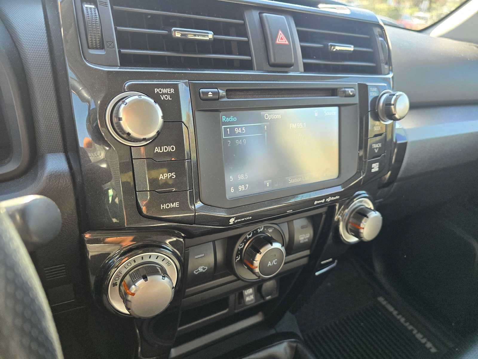 Used 2016 Toyota 4Runner Trail AWD/4WD image 27
