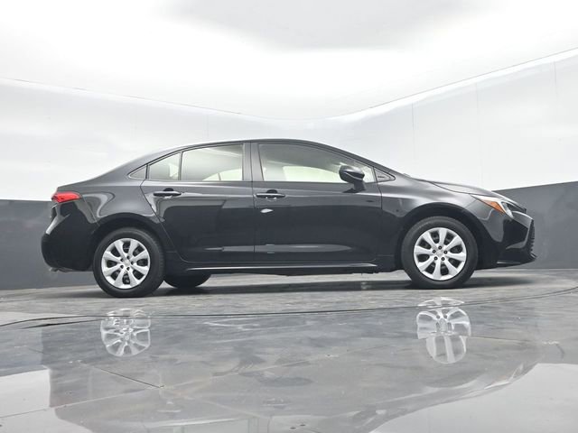 Used 2024 Toyota Corolla LE image 48