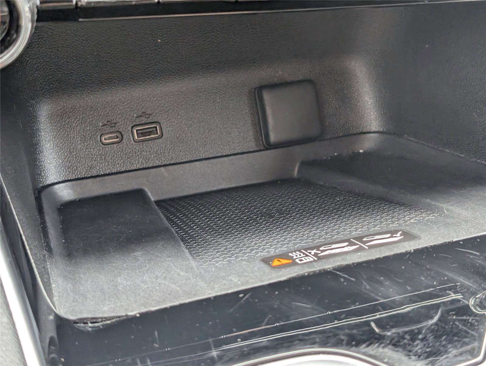 Used 2024 Chevrolet Traverse LT image 19