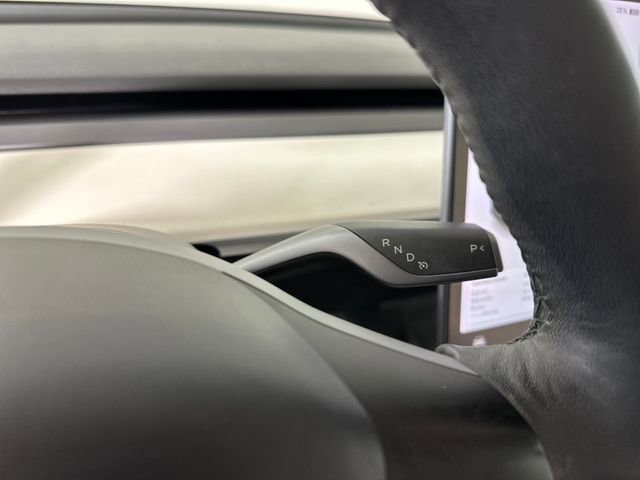 Used 2021 Tesla Model Y Long Range image 17