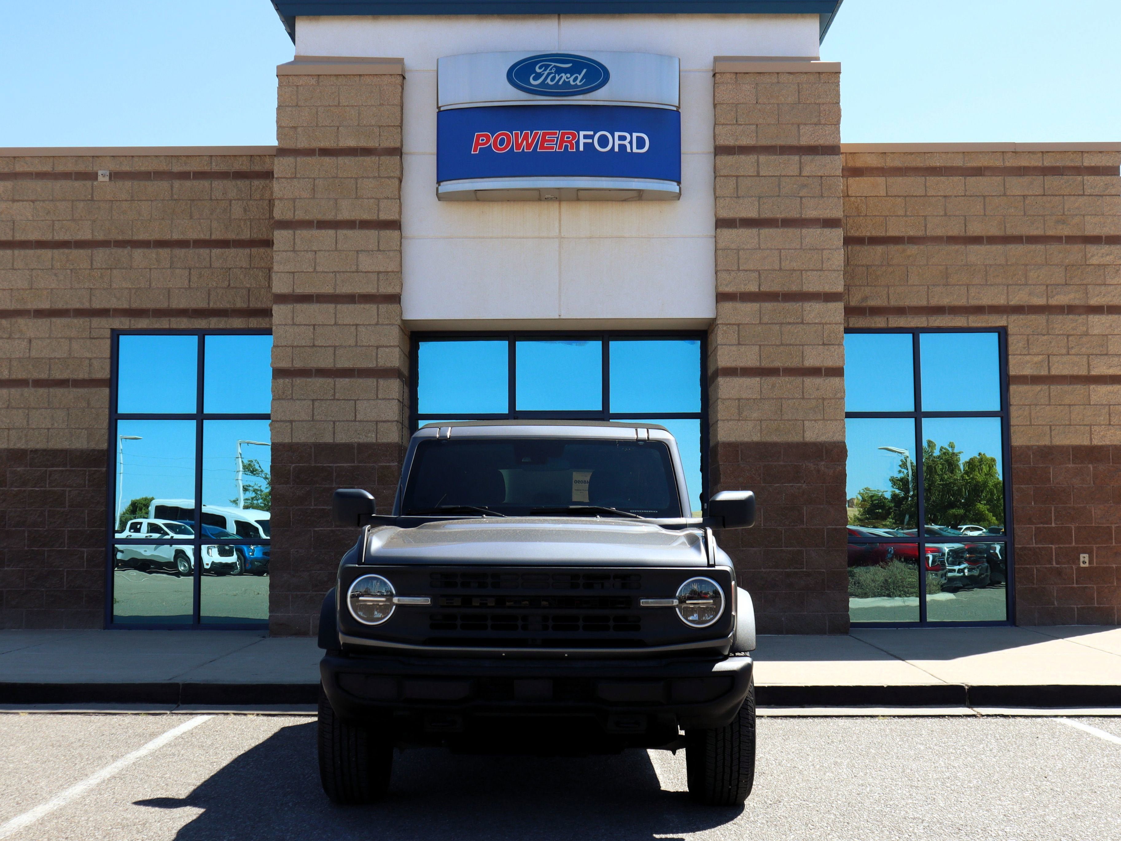 Used 2021 Ford Bronco 4-Door AWD/4WD image 3