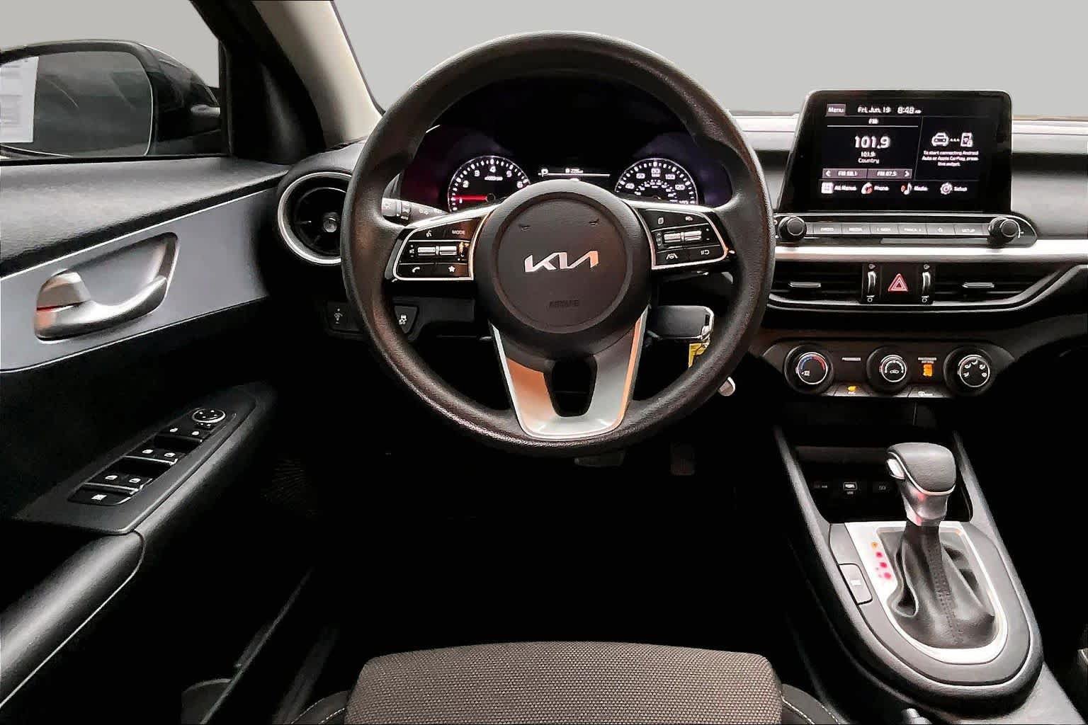 Used 2024 Kia Forte LXS FWD image 6
