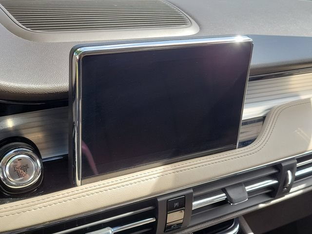 Certified 2022 Lincoln Corsair FWD w/ Equipment Group 101A image 22