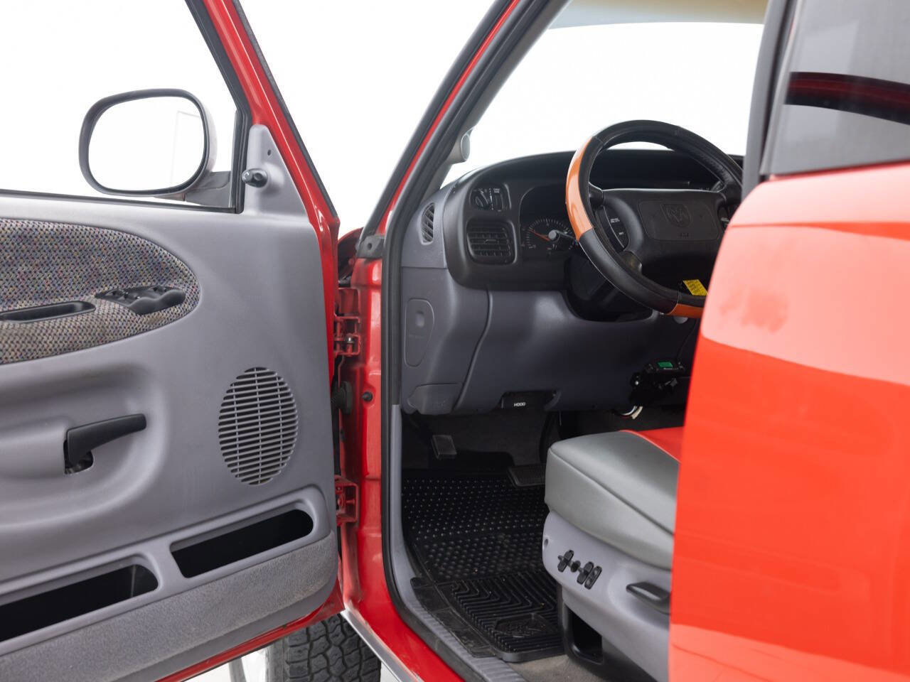 Used 2000 Dodge Ram 2500 Truck 4x4 Quad Cab image 28