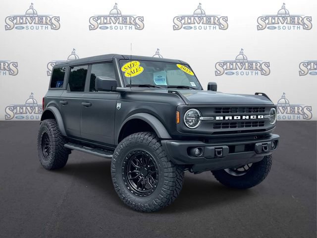 New 2025 Ford Bronco Big Bend w/ Matte Film Protection Package