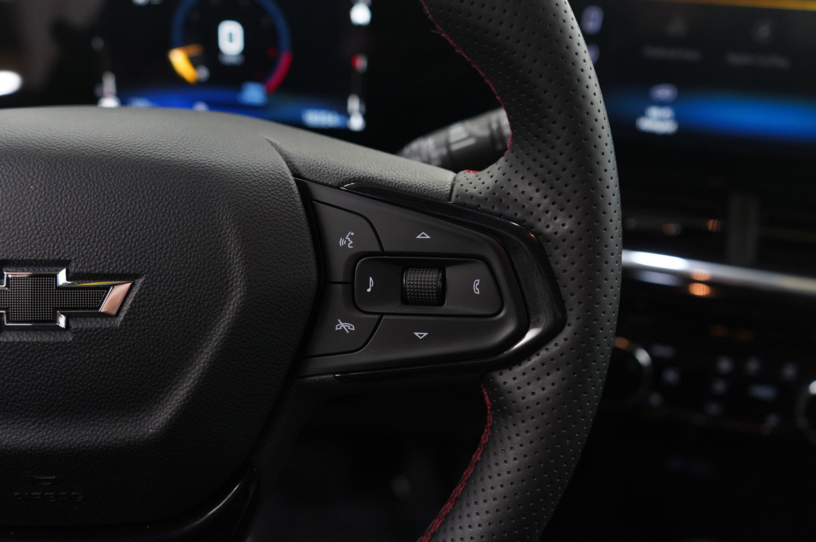 Used 2024 Chevrolet Trax RS image 18