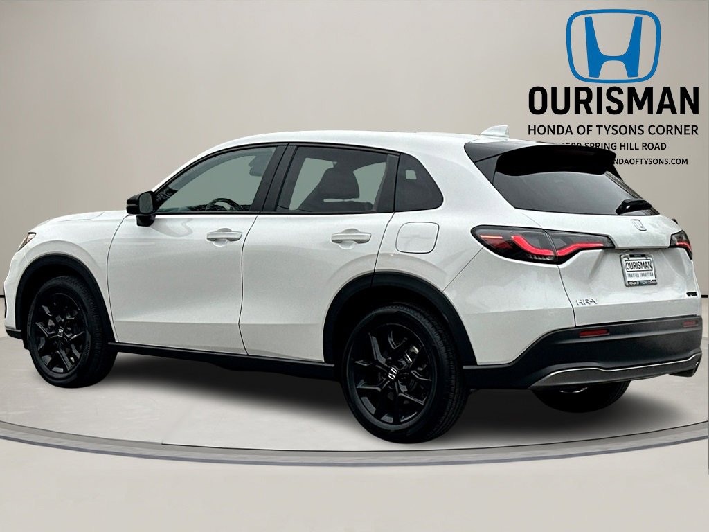 Used 2025 Honda HR-V Sport image 4