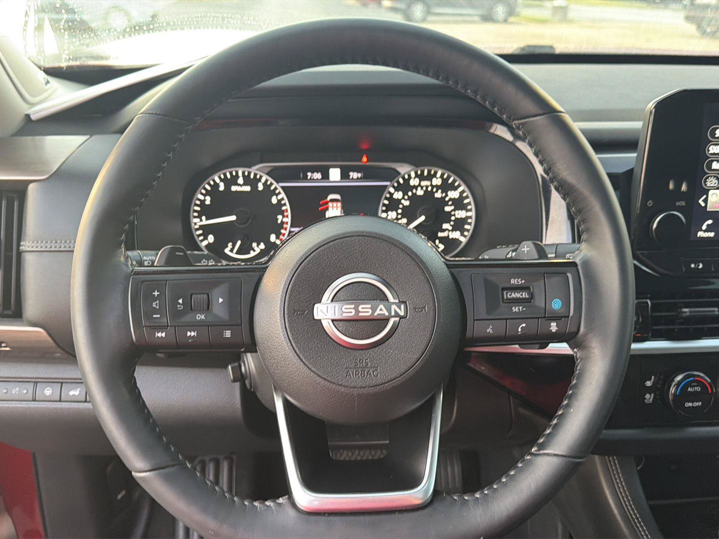 Used 2022 Nissan Pathfinder Platinum w/ Cargo Package FWD image 22