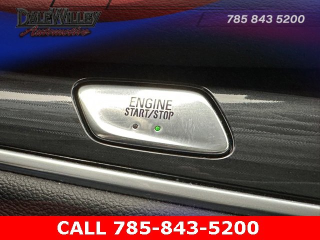 Used 2021 Buick Enclave Essence image 13