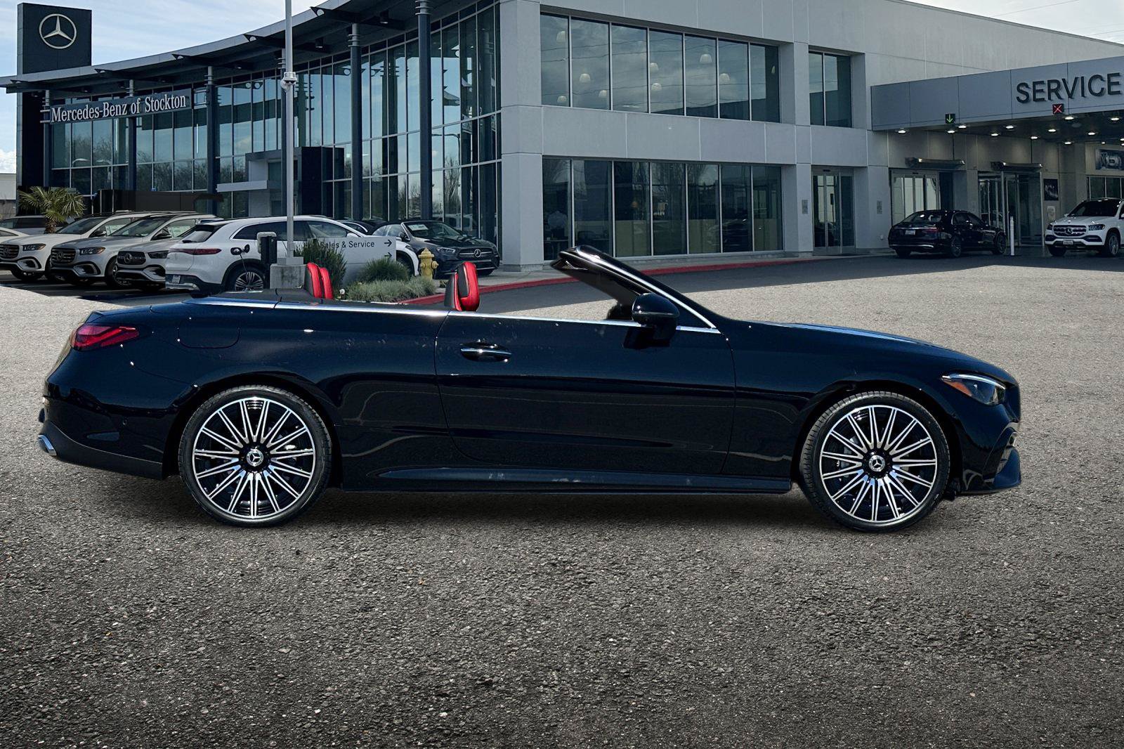 New 2026 Mercedes-Benz CLE 300 4MATIC Cabriolet image 3