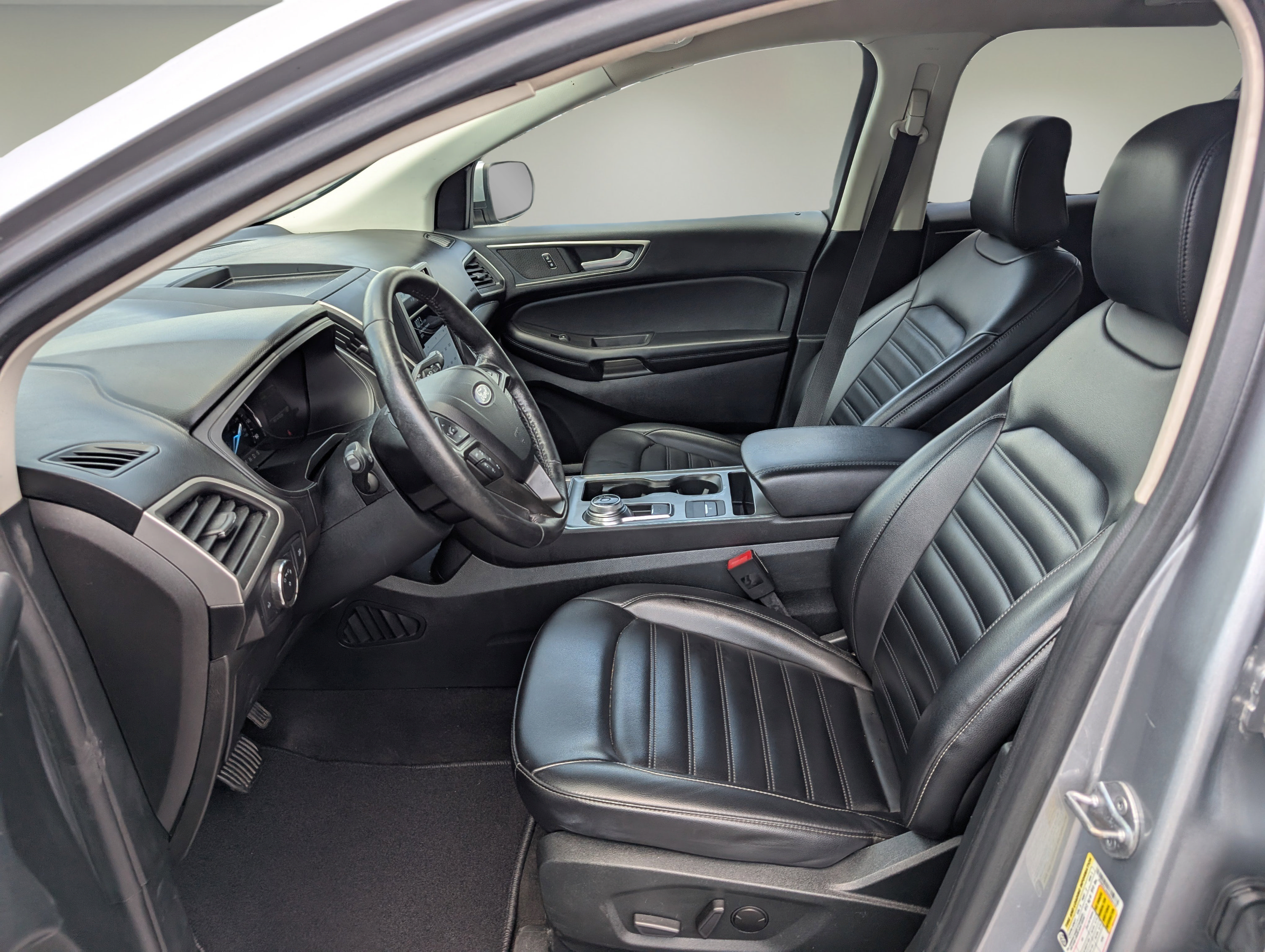 Used 2022 Ford Edge SEL AWD/4WD image 10