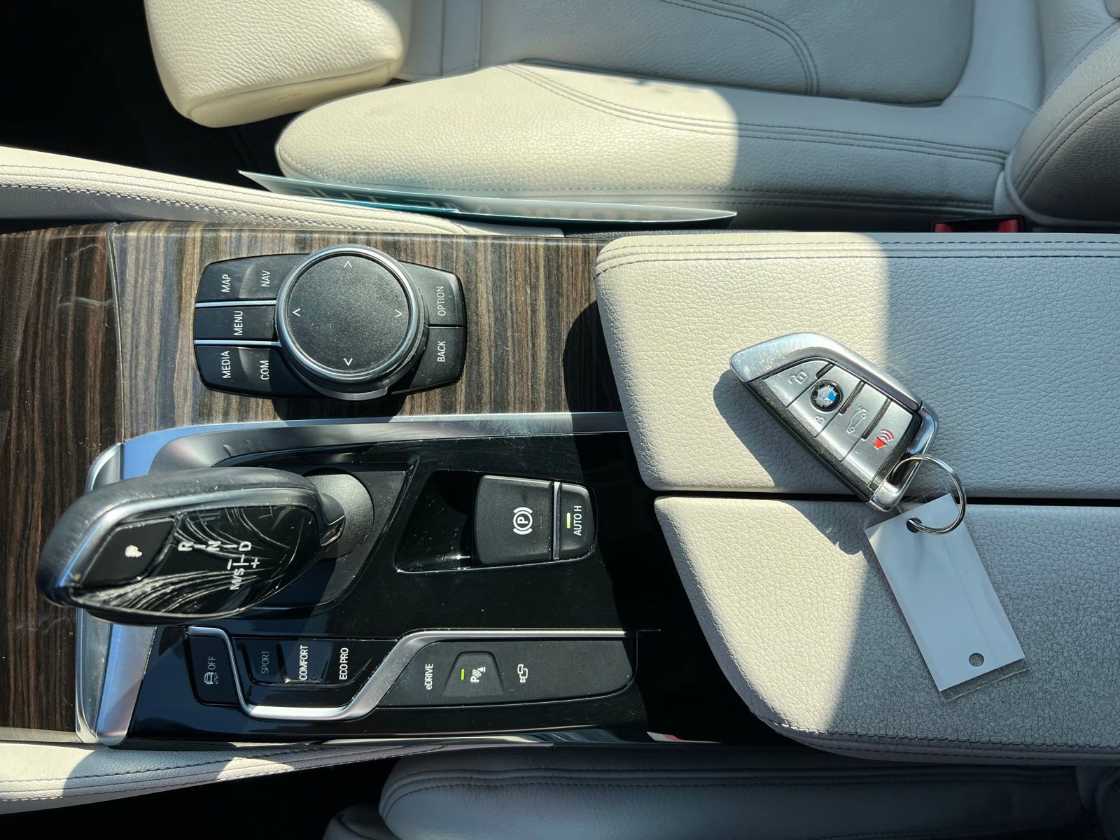 Used 2018 BMW 530e image 43