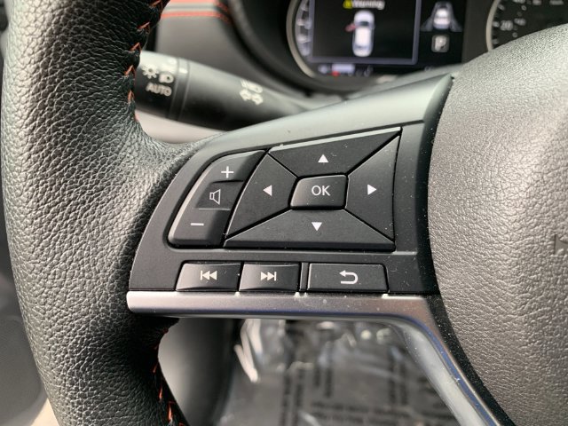 Used 2025 Nissan Versa SR w/ Trunk Package FWD image 25