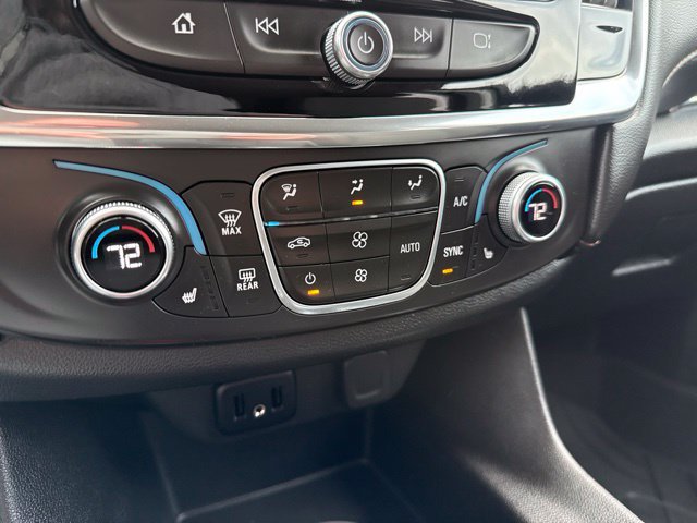 Used 2018 Chevrolet Traverse LT AWD/4WD image 18