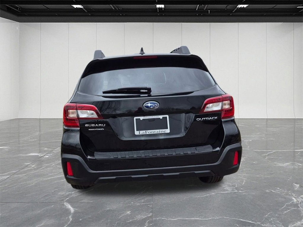 Used 2018 Subaru Outback 2.5i Premium image 4