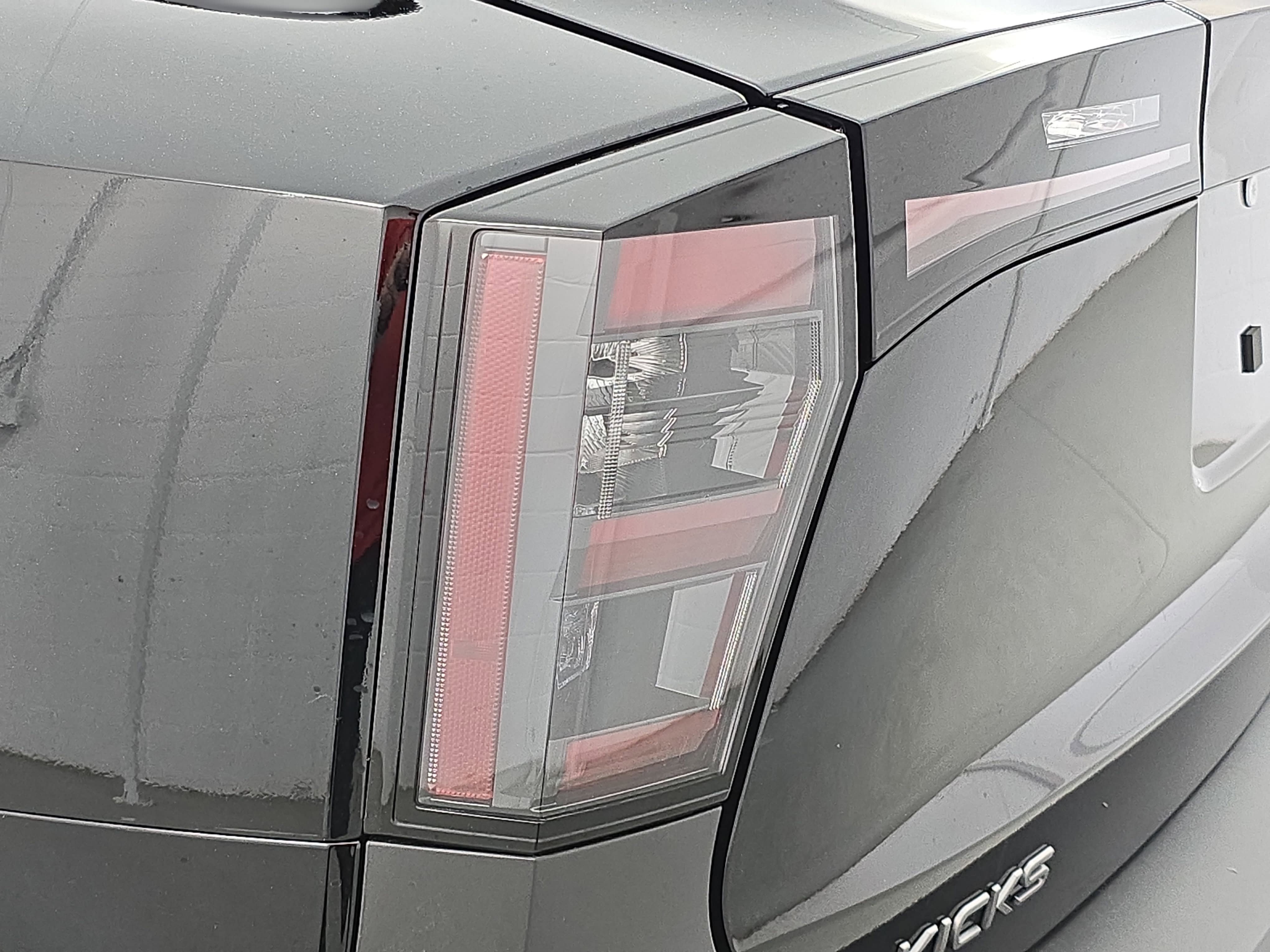 New 2026 Nissan Kicks SR FWD image 34