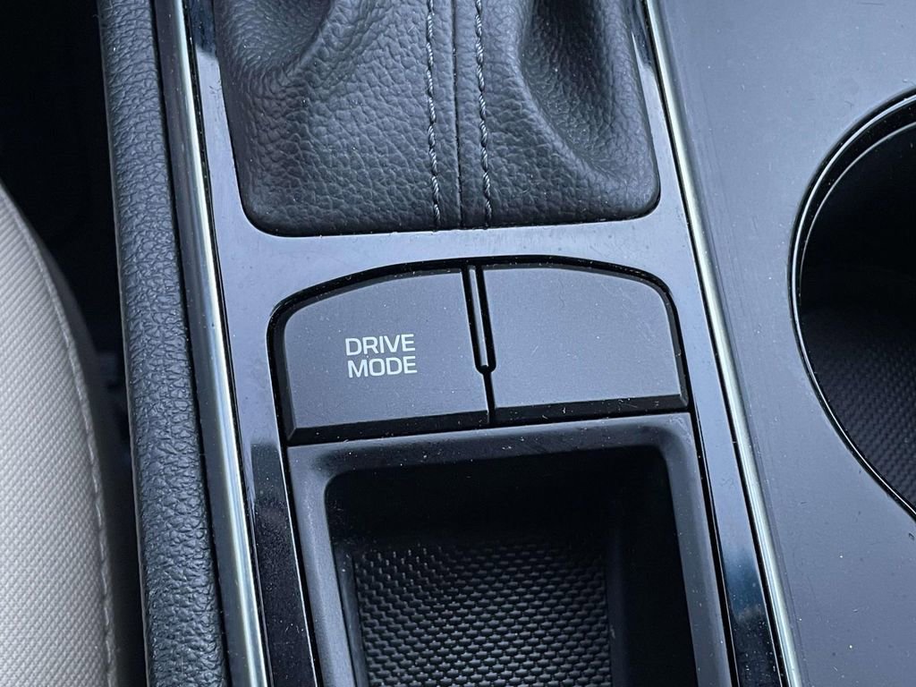 Used 2017 Hyundai Sonata Sport w/ Cargo Package image 21