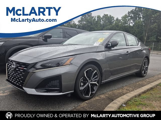 Used 2025 Nissan Altima 2.5 SR