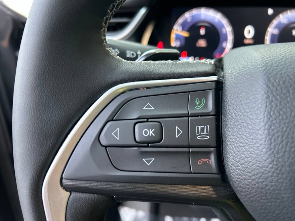 New 2025 Jeep Grand Cherokee L Laredo AWD/4WD image 17