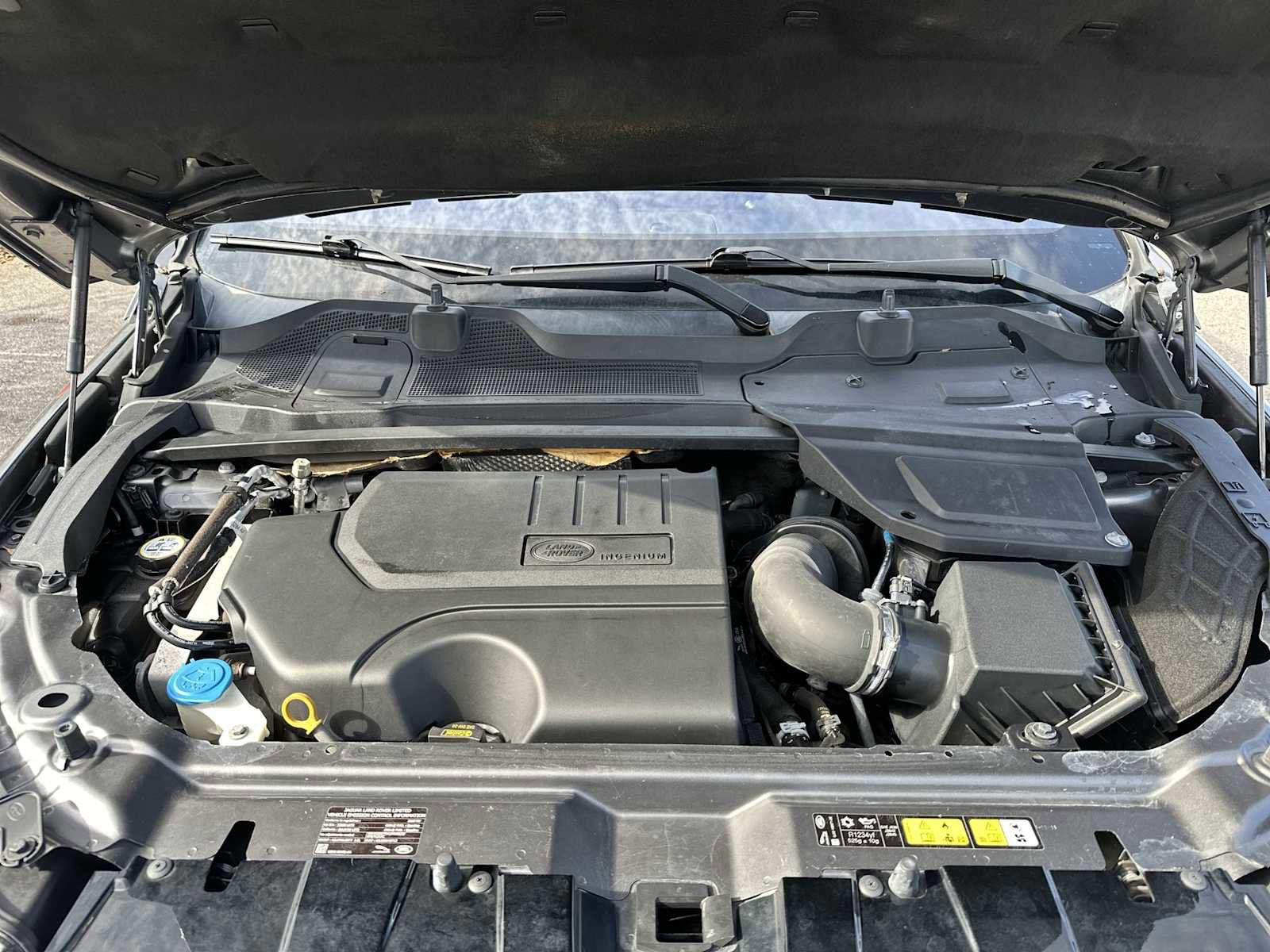 Used 2019 Land Rover Discovery Sport HSE image 13