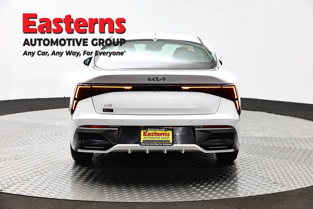 Used 2025 Kia K5 LXS FWD image 6