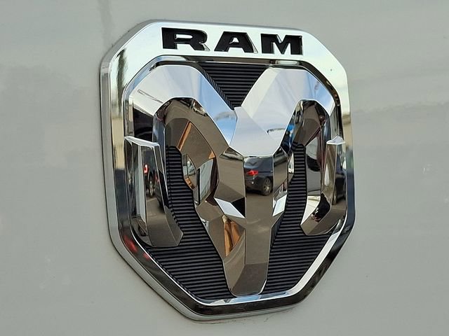 Used 2024 RAM ProMaster 2500 w/ Safety Group image 29