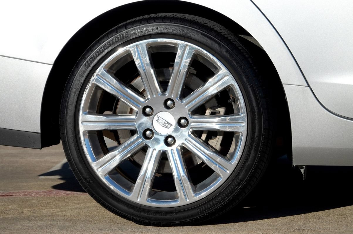 Used 2016 Cadillac ATS Luxury w/ Sun And Sound Package RWD image 30