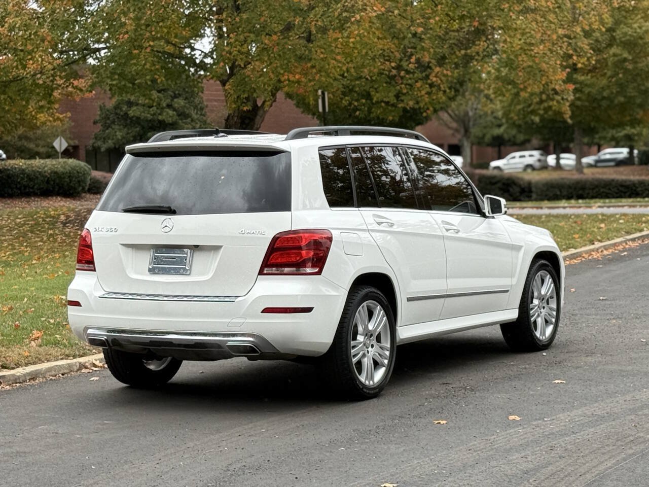 Used 2013 Mercedes-Benz GLK 350 4MATIC image 9