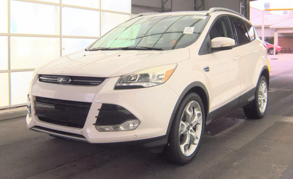 Used 2016 Ford Escape Titanium w/ Equipment Group 301A FWD image 1