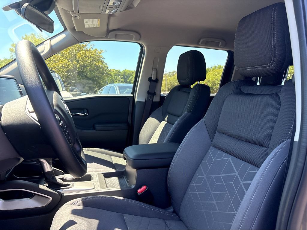 New 2026 Nissan Frontier SV w/ Tow Package RWD image 15