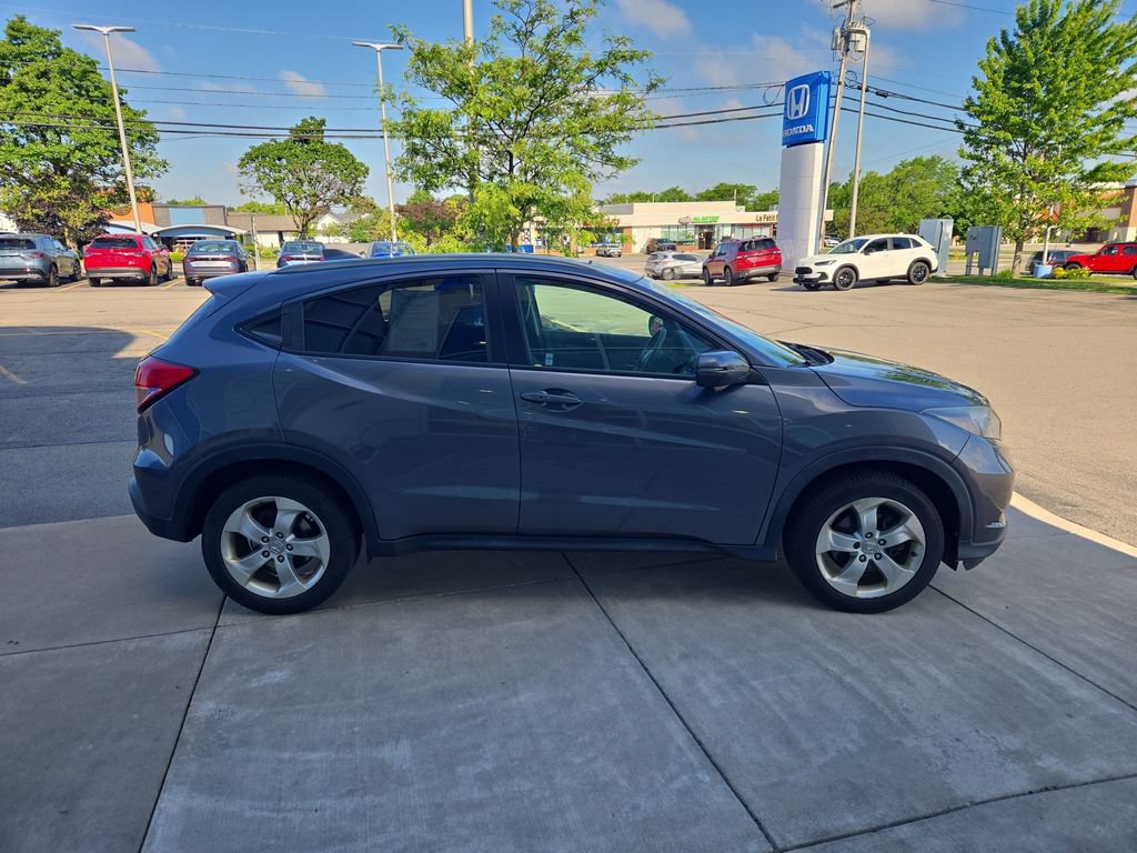 Used 2016 Honda HR-V EX-L image 2