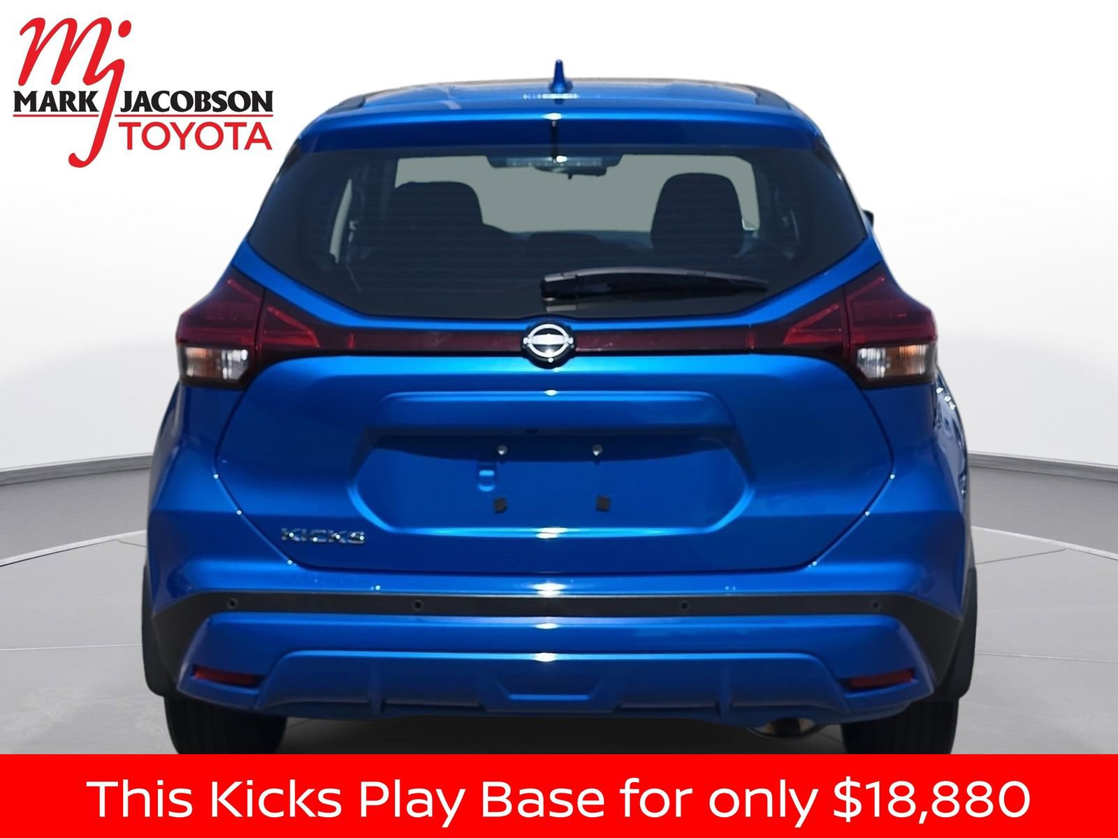 Used 2025 Nissan Kicks Play S image 11