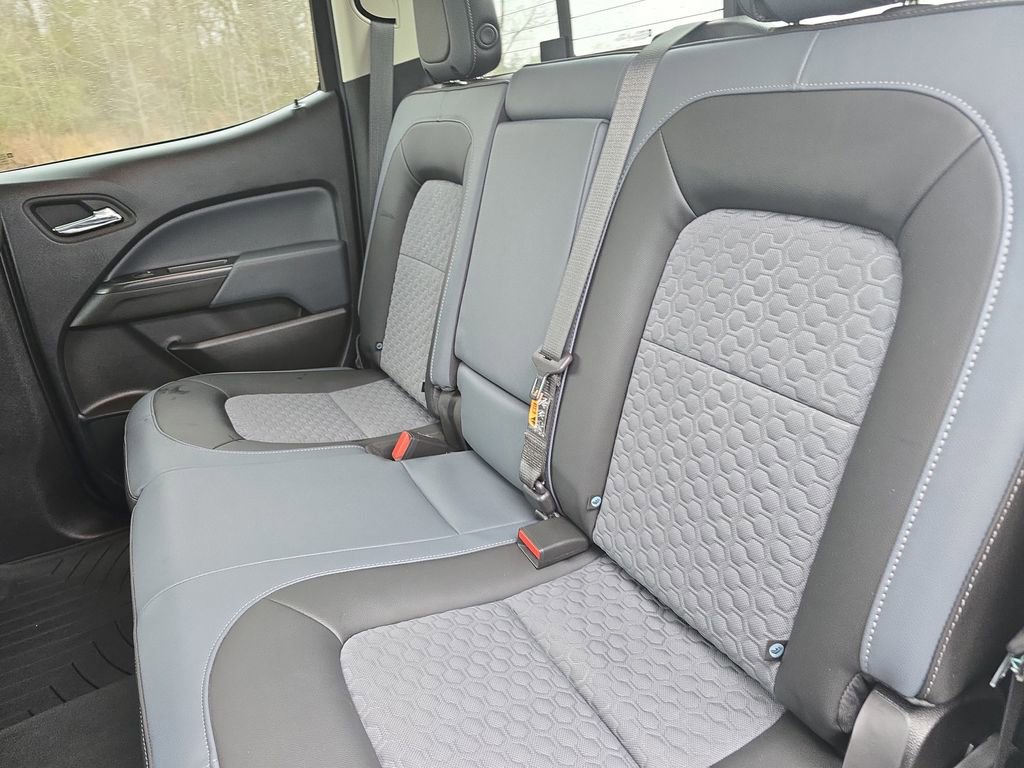 Used 2022 Chevrolet Colorado Z71 w/ Safety Package image 15