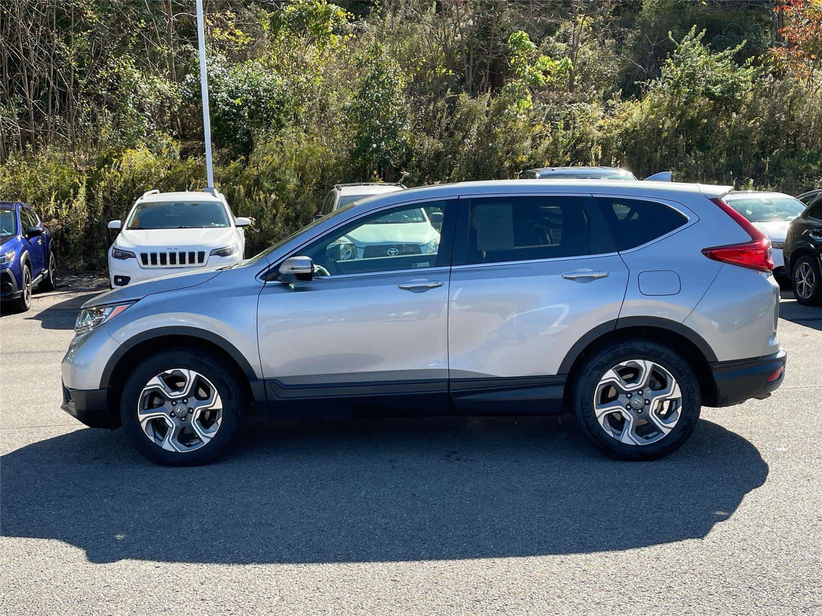 Used 2019 Honda CR-V EX image 2