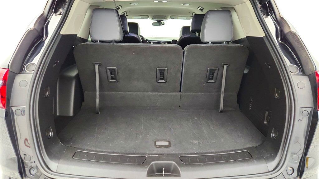 Used 2021 Buick Enclave Essence w/ Sport Touring Edition image 23