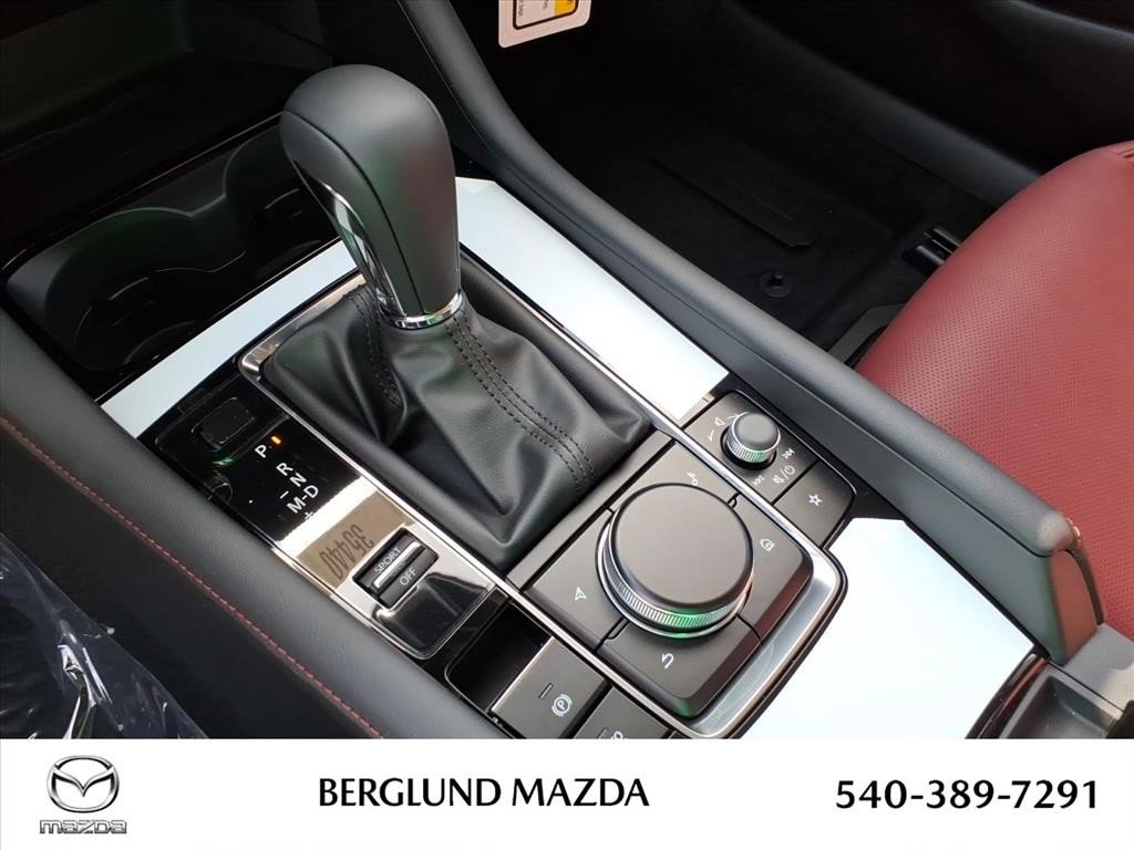 New 2026 MAZDA MAZDA3 Carbon image 19