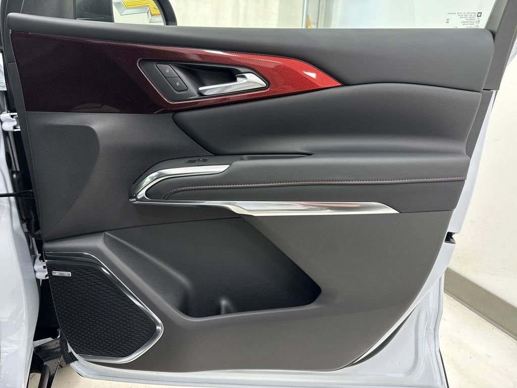 New 2026 Chevrolet Traverse RS image 8
