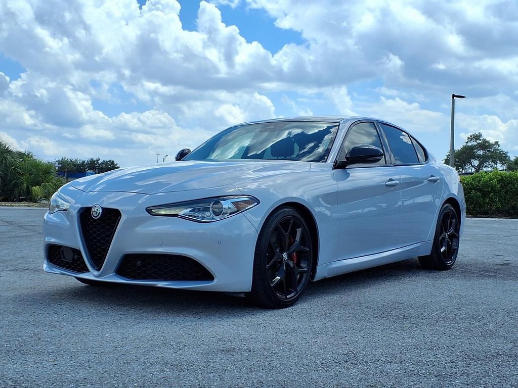 Used 2021 Alfa Romeo Giulia Ti w/ Nero Edizione RWD image 3