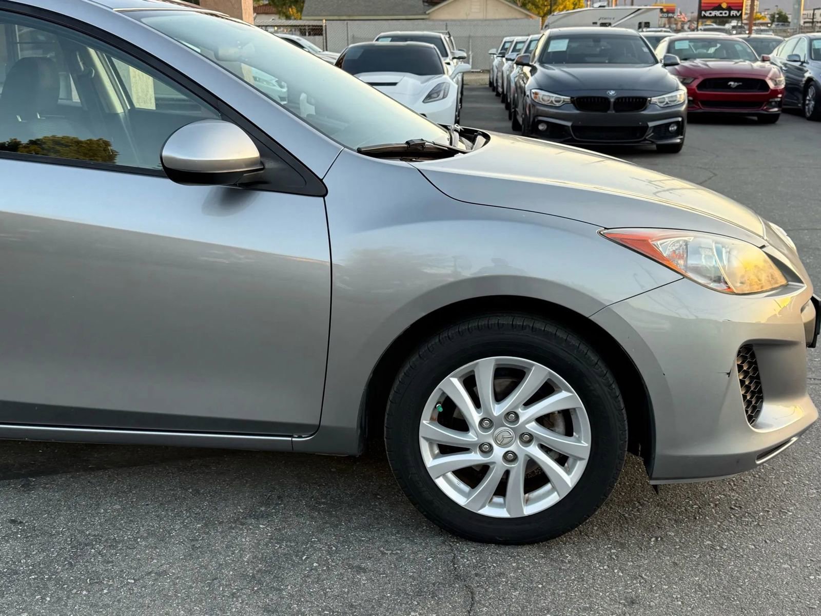 Used 2012 MAZDA MAZDA3 i Touring image 11