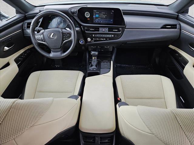 Used 2022 Lexus ES 300h w/ Premium Package FWD image 18