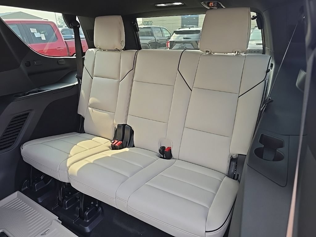 Used 2026 Cadillac Escalade Sport w/ Touring Package AWD/4WD image 11