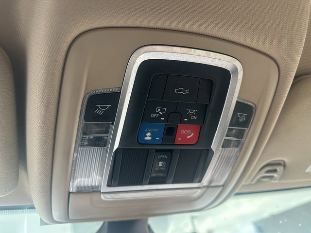 Used 2022 RAM 3500 Laramie image 28