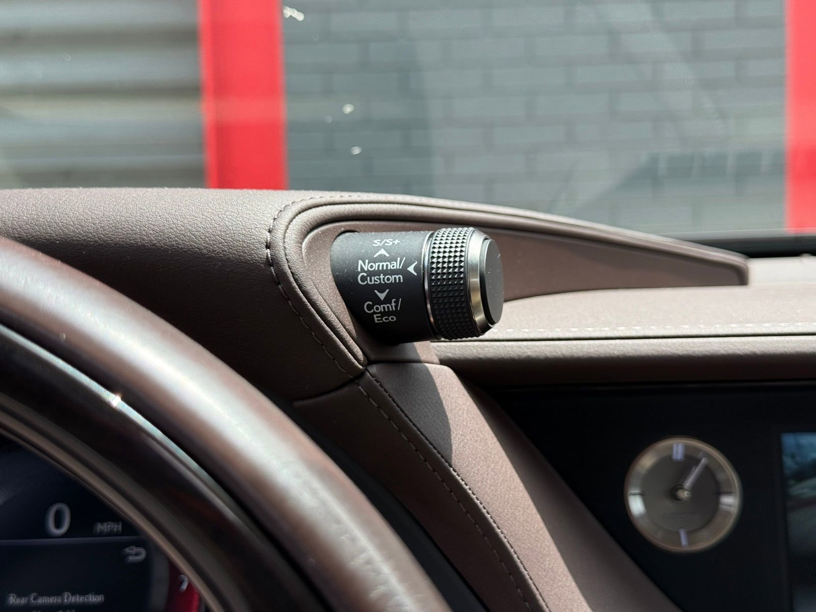 Used 2020 Lexus LS 500 w/ Interior Upgrade Package RWD image 33