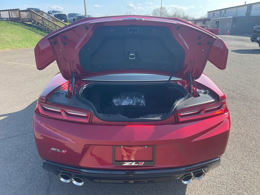 Used 2018 Chevrolet Camaro ZL1 image 12